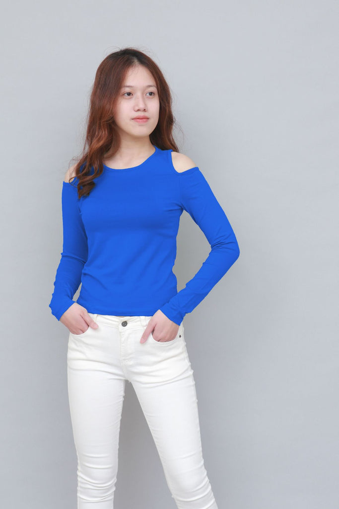 Z_43 | T-Shirt With Extra Long Sleeves and cold shoulders